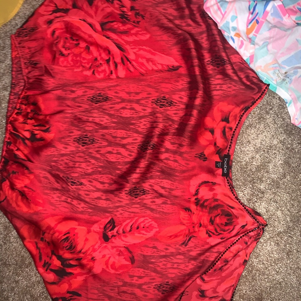 Bebe sexy silky butterfly top medium